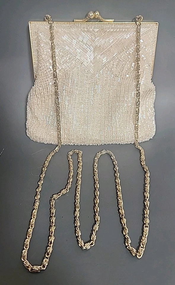 Carlo Fellini White Beaded Evening Clutch Bag Crossbody Gold Chain Kiss Lock EUC - Image 3 of 4