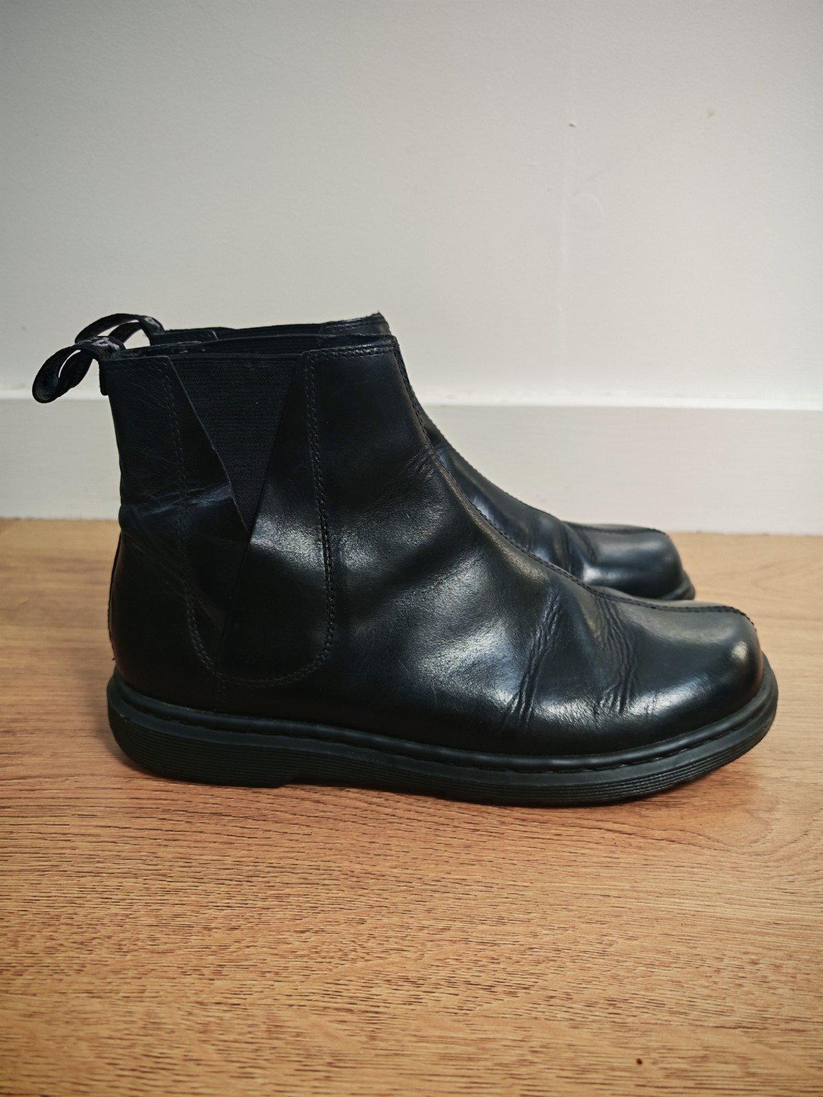 Dr Martens Noelle Black Leather Chelsea Boots UK 5 EU 38 Womens Slip On image 4