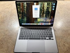 Space Grey Apple MacBook Air 13 in 2022 Apple M2 3.49 GHz, 256 GB 8 GB 8-Core