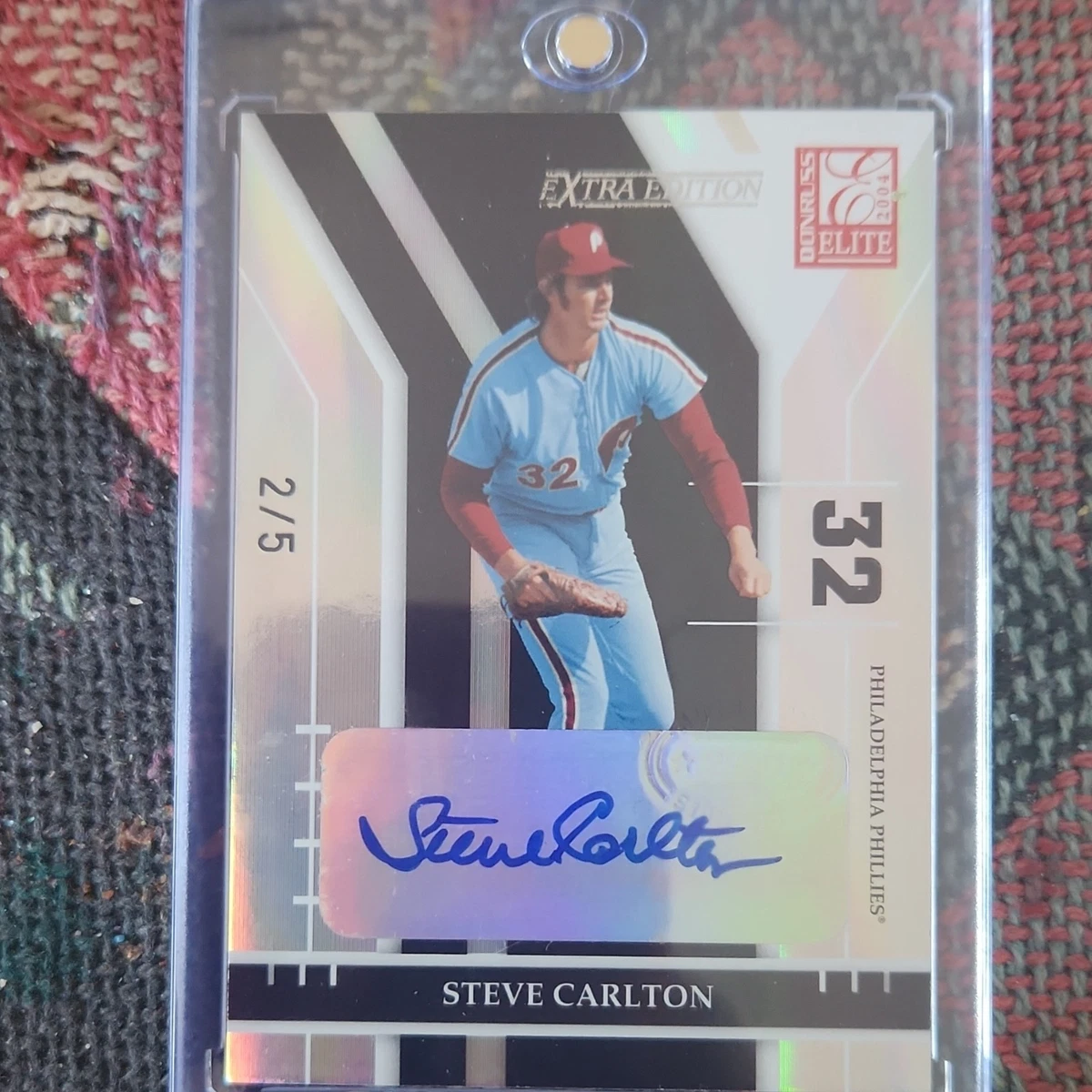 MLB Hall of Famer Steve Carlton auto /99