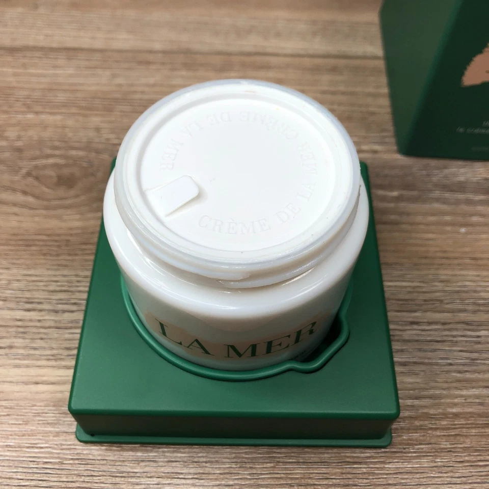La Mer The Moisturizing Soft Cream 3.4 Ounce 100 ml - NEW - Authentic - Image 3 of 4