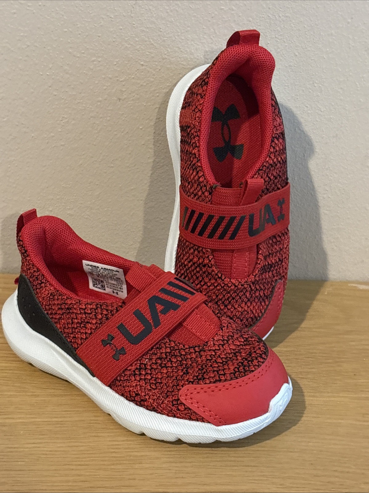 Under Armour Surge 3 Slip On Red Toddler Boys Shoes Sneakers Size 7 K NEW
