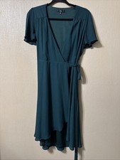 Lulus small green dress