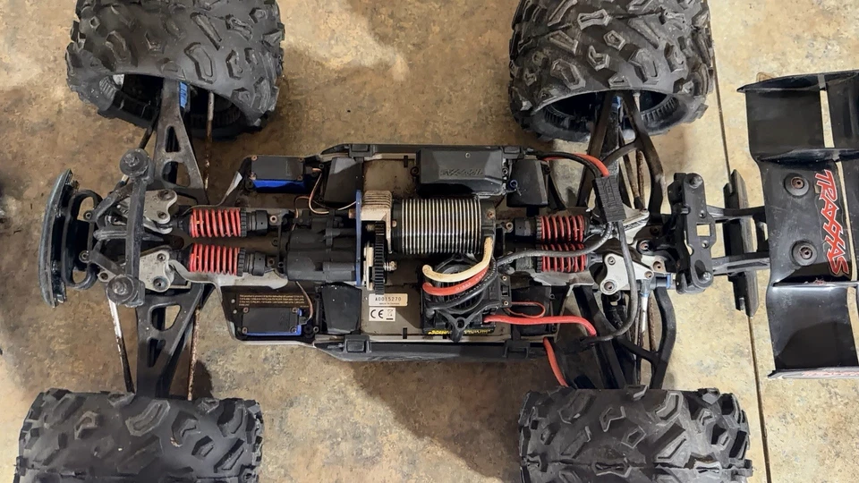 Traxxas E-Revo escala 1:10 sin escobillas RC y Erevo mini paquete conjunto completo Foto 3 de 4