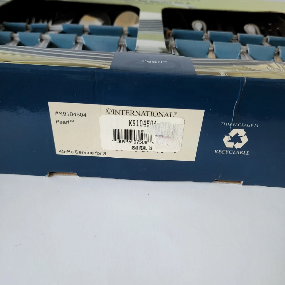 Internationl Silver Company Pearl 45 Pc Silverware Fork Knife spoon Set NIB - Image 2 of 4