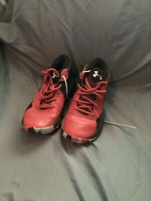 Size 5.5 - Under Armour Lockdown 6 Red Black