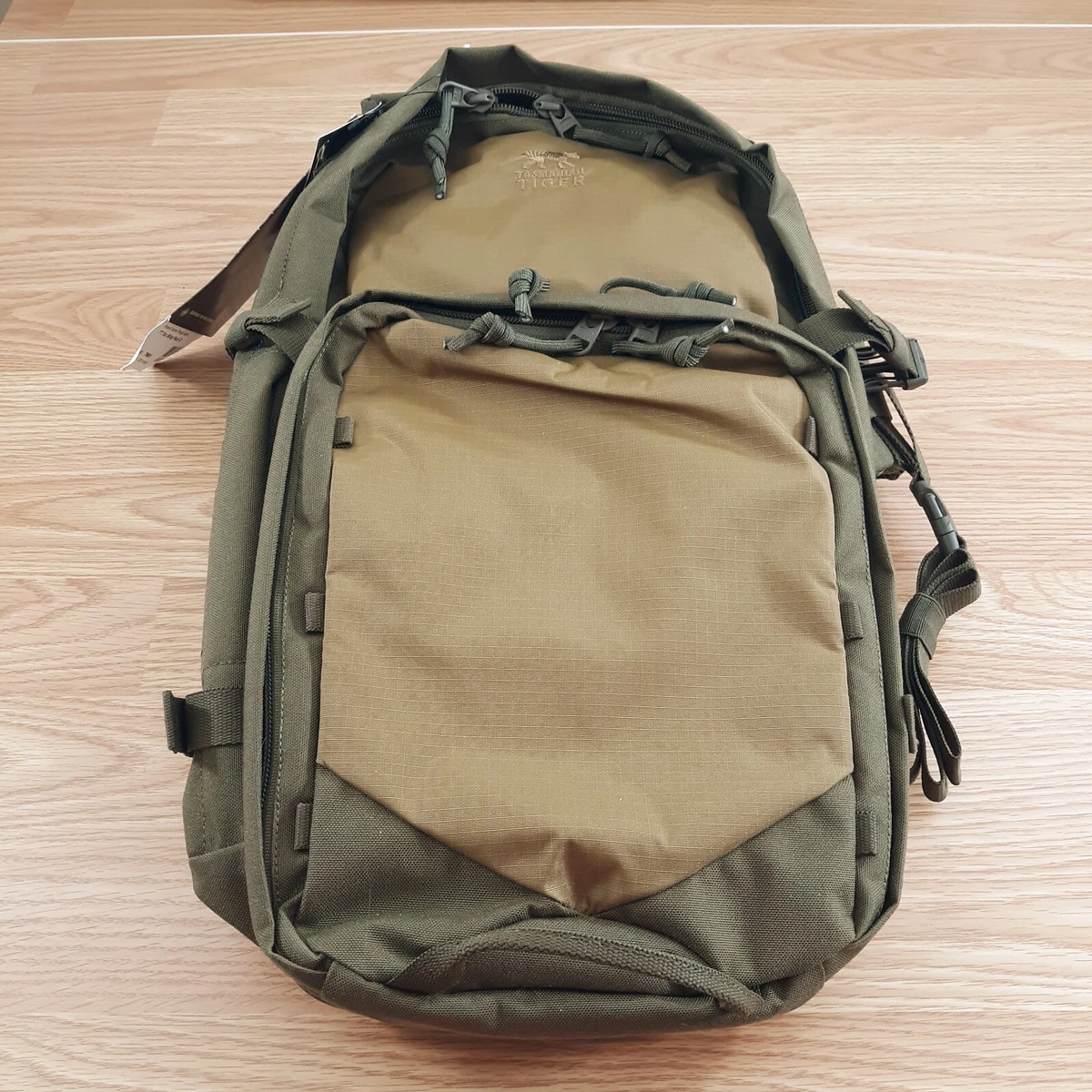 Tasmanian Tiger Tac Sling Pack 12 Olive Side Compression Straps Lockable Buckle