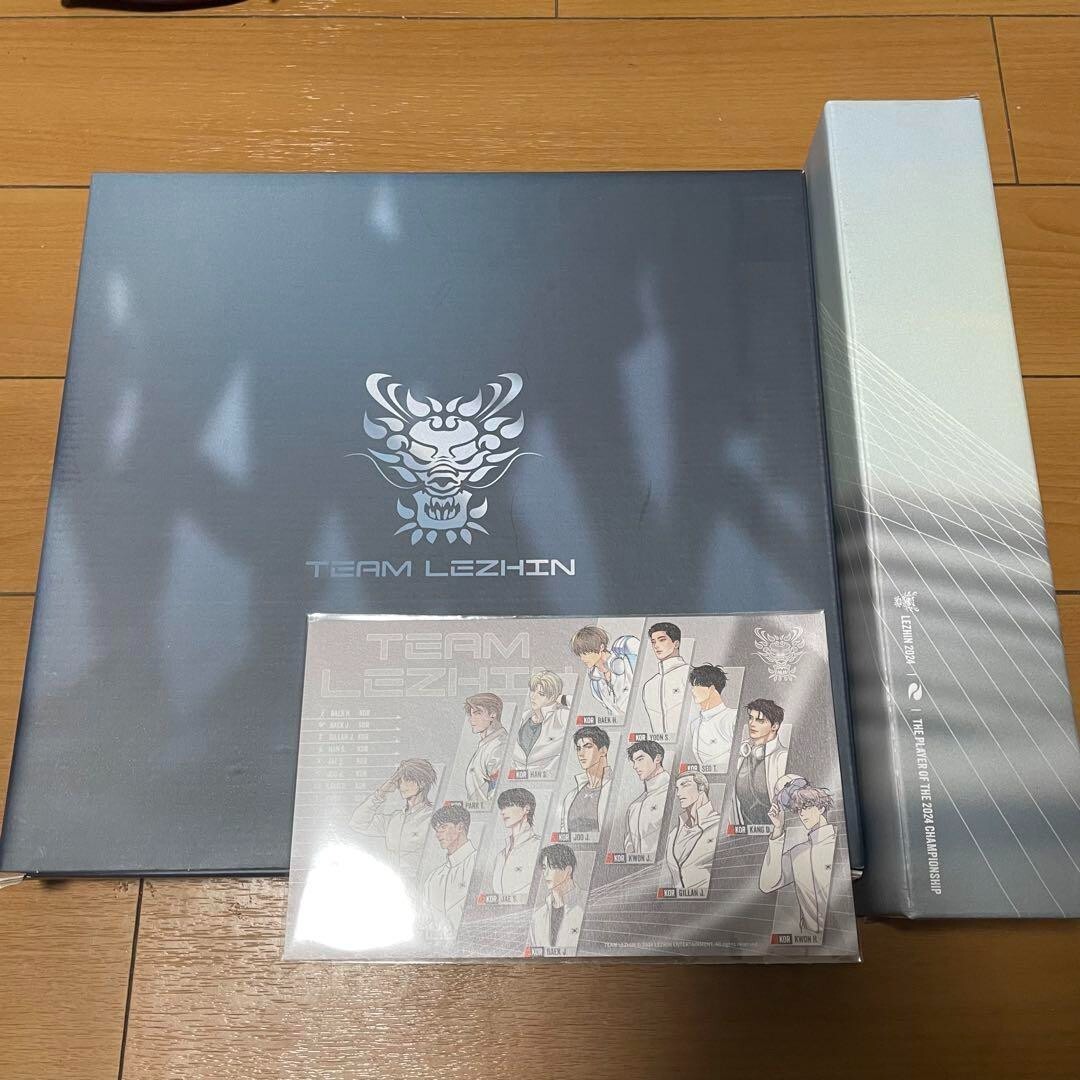 Team Lezhin 2024 Season's Greetings Greeting Calendar Set BL Team Lezhin 2024 Season's Greetings Greeting Calendar Set BL