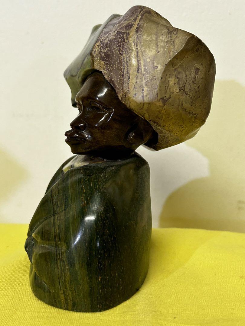 限定値引き　Paul Kgaile  彫刻　アフリカンアート Paul Kgaile South African Tribal Woman Carved Multi-Stone