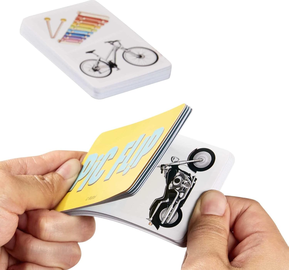 Cartes Pokemon Mattel Uno Phase 10 Flip Jeu De Cartes Familial Avec Cartes Double Face, Inclut Des Phases Spéciales Basées Sur La Couleur Des Cartes, Pour 2 à 6 Joueurs, HYN12 Pili Pili Jeu