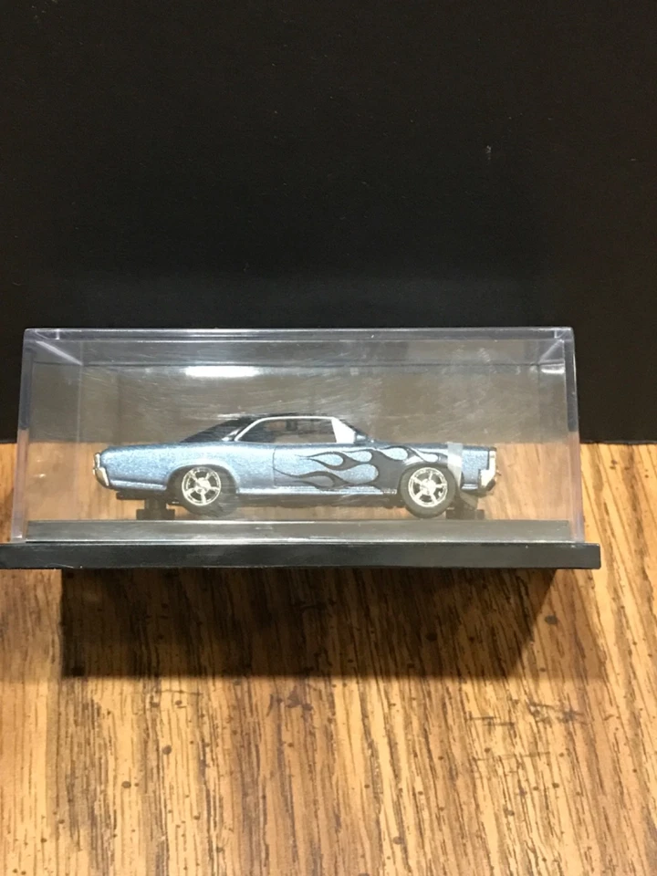 1998 Mattel Models of Yesteryear 67 Pontiac GTO Blue 1:43 Rare Redline Tires - Image 2 of 2