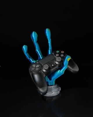4-Finger Alien Hand Controller Holder   3D Printed Sci-Fi Gaming Stand |