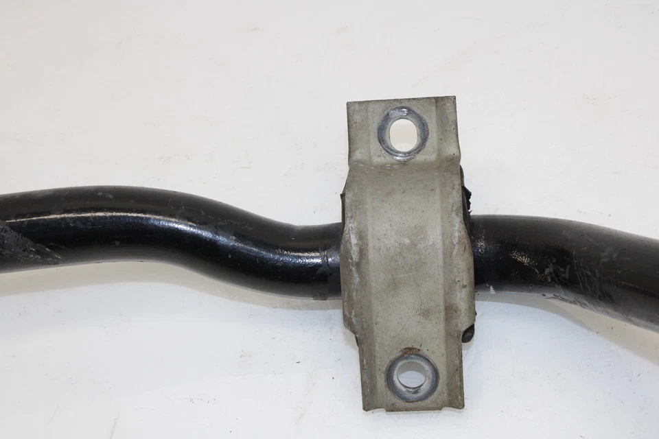 Barra estabilizadora delantera Chevrolet Corvette 2005-2013 OEM NL36 Foto 3 de 4