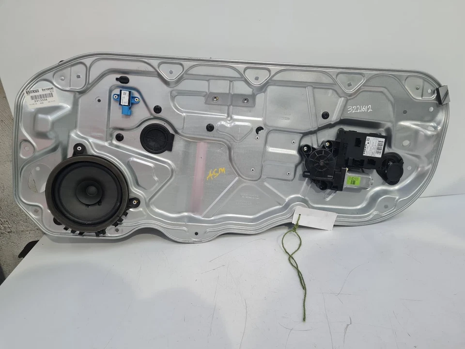 VOLVO C30 MK1 2011 RIGHT FRONT WINDOW REGULATOR DRIVER SIDE 3 DOOR HATCHBACK  - Image 2 of 4