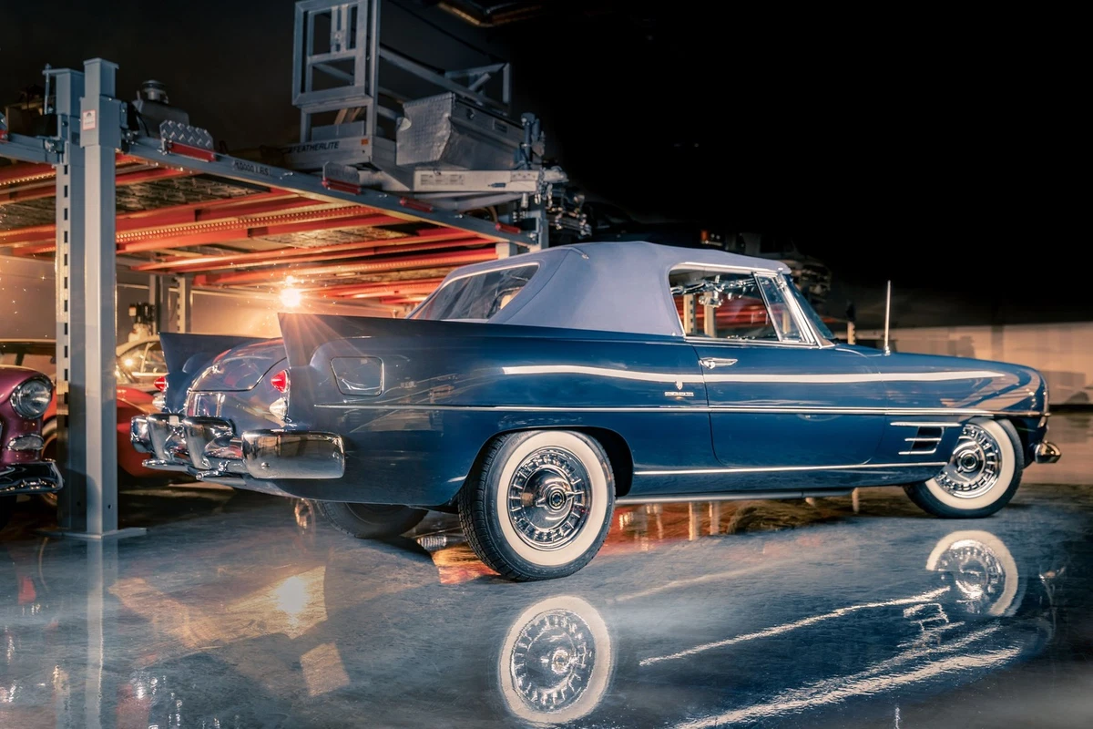 The angular tailfins are a signature feature of the Dual-Ghia