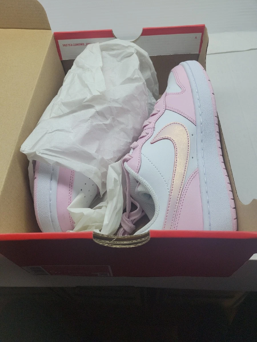 Nike court store pink foam
