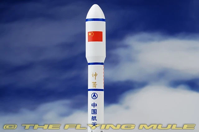 Dragon Models 1:400 Long March 2F Rocket CNSA Tiangong 1 - Image 3 of 4