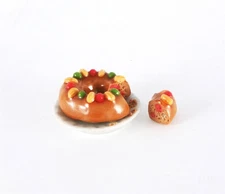 Dollhouse Miniature Bright Delights Holiday Fruitcake w/ Slice K2209
