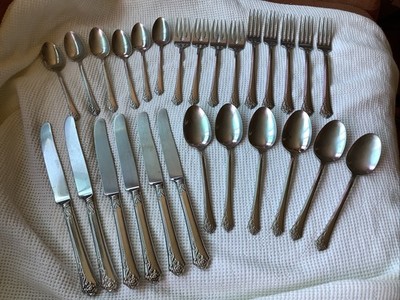 27 Pieces Oneida DAMASK ROSE Stainless Flatware Used Good Condition