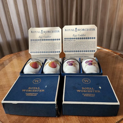 2 Box Sets Vintage Royal Worcester EVESHAM Porcelain Egg Coddler Peach & Berries - Picture 3 of 7