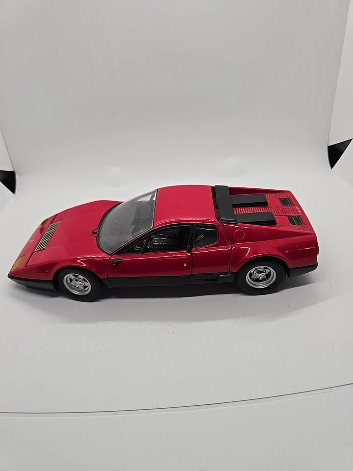 Ferrari 512BB Berlinetta Boxer rojo 1/18 Kyosho 1976 buen estado Foto 3 de 4