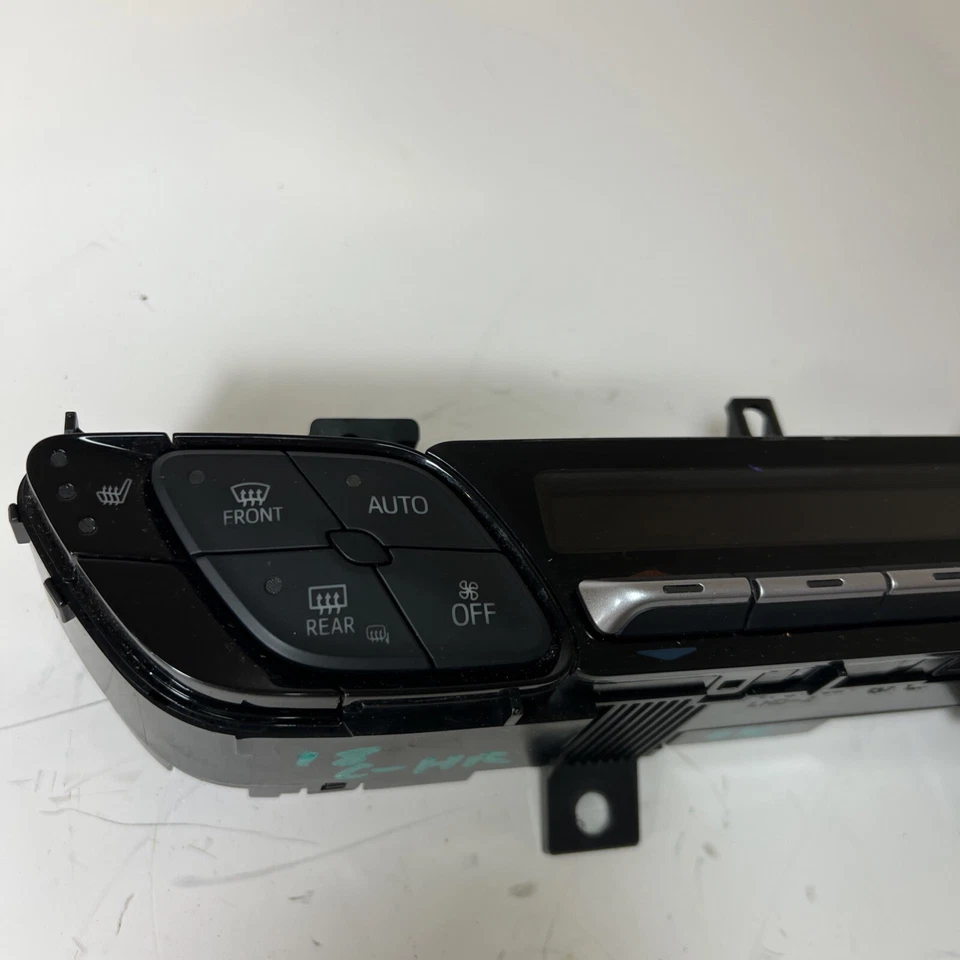 2018 TOYOTA C-HR CLIMATE TEMPERATURE A/C HEATER CONTROL 55900-F4191 OEM - Image 2 of 4