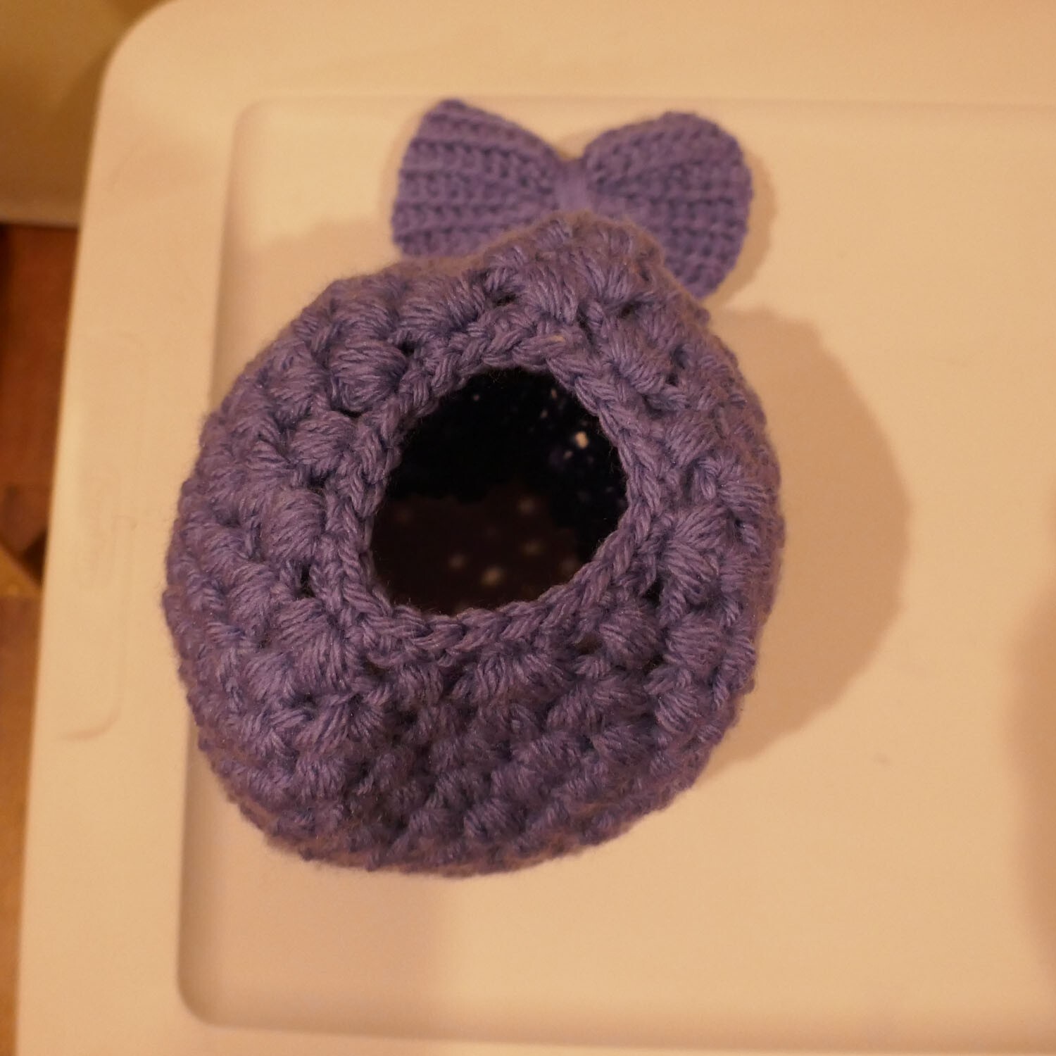 PONY MESSY BUN ~ CAPPELLO CODA DI CAVALLO BERRETTO BAMBINO LAVORATO ALL'UNCINETTO A MANO fermaglio per capelli viola blu