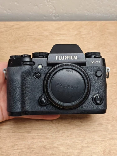 Fujifilm Fuji X-T1 XT1 Mirrorless Digital Camera w/35mm f1.6 Lens Black English - product listing photo