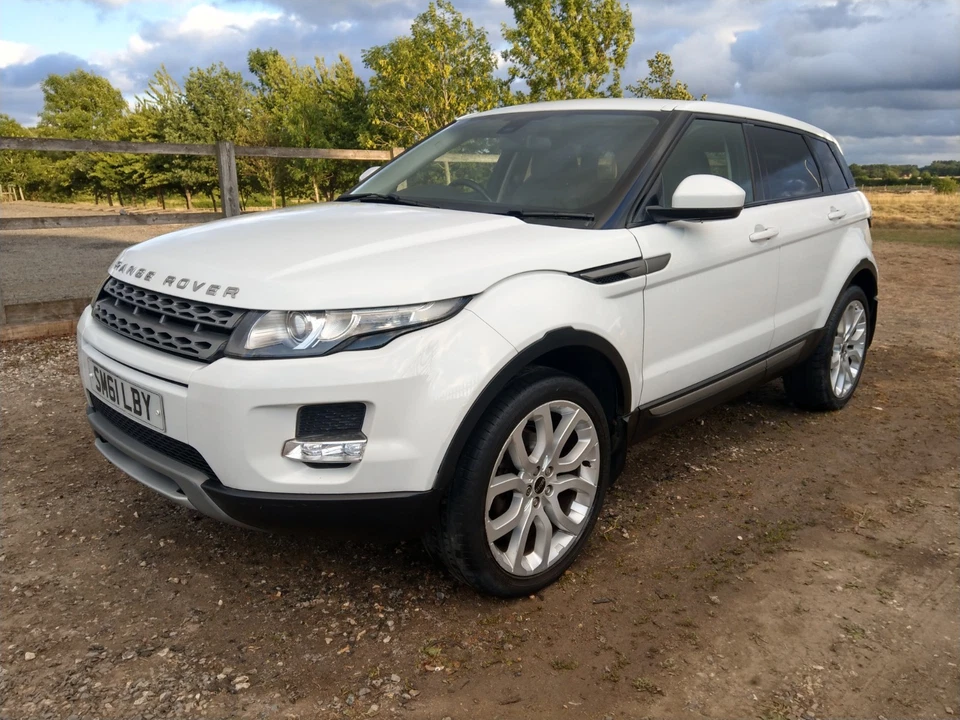 2011 Land Rover Range Rover Evoque Pure Sd4 Coupe - 4x4 - 2.2 Diesel Manual - Image 3 of 4