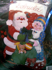 Christmas BUCILLA Holiday STOCKING FELT Applique KIT,MR. MRS. CLAUS,83399,28"