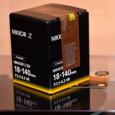 Nikon Nikkor Z DX 18-140mm f/3.5-6.3 VR Objektiv - Nagelneu versiegelt