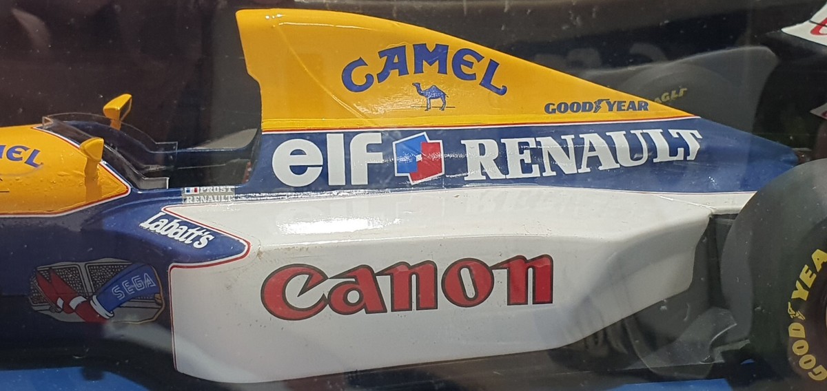 ミニチャンプス1/18ウィリアムズ　ルノー FW 15　アランプロス＃2キャメル Williams F1 FW15C #2 Alain Prost 1993 World Champion 1:18