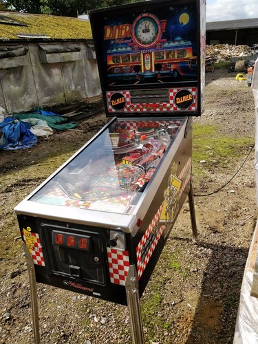 Williams Diner Pinball Machine 571 - Picture 2 of 12