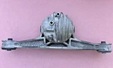 89 Mazda RX7 Rear Open Differential Housing Assembly Cover Mount 86-91