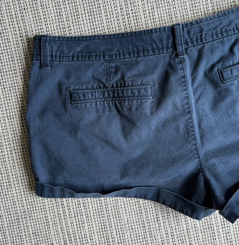 Old Navy Womens 16 Blue Cotton Blend Low Rise Shorts Pockets Stretch Cuffed Hem - Picture 5 of 20