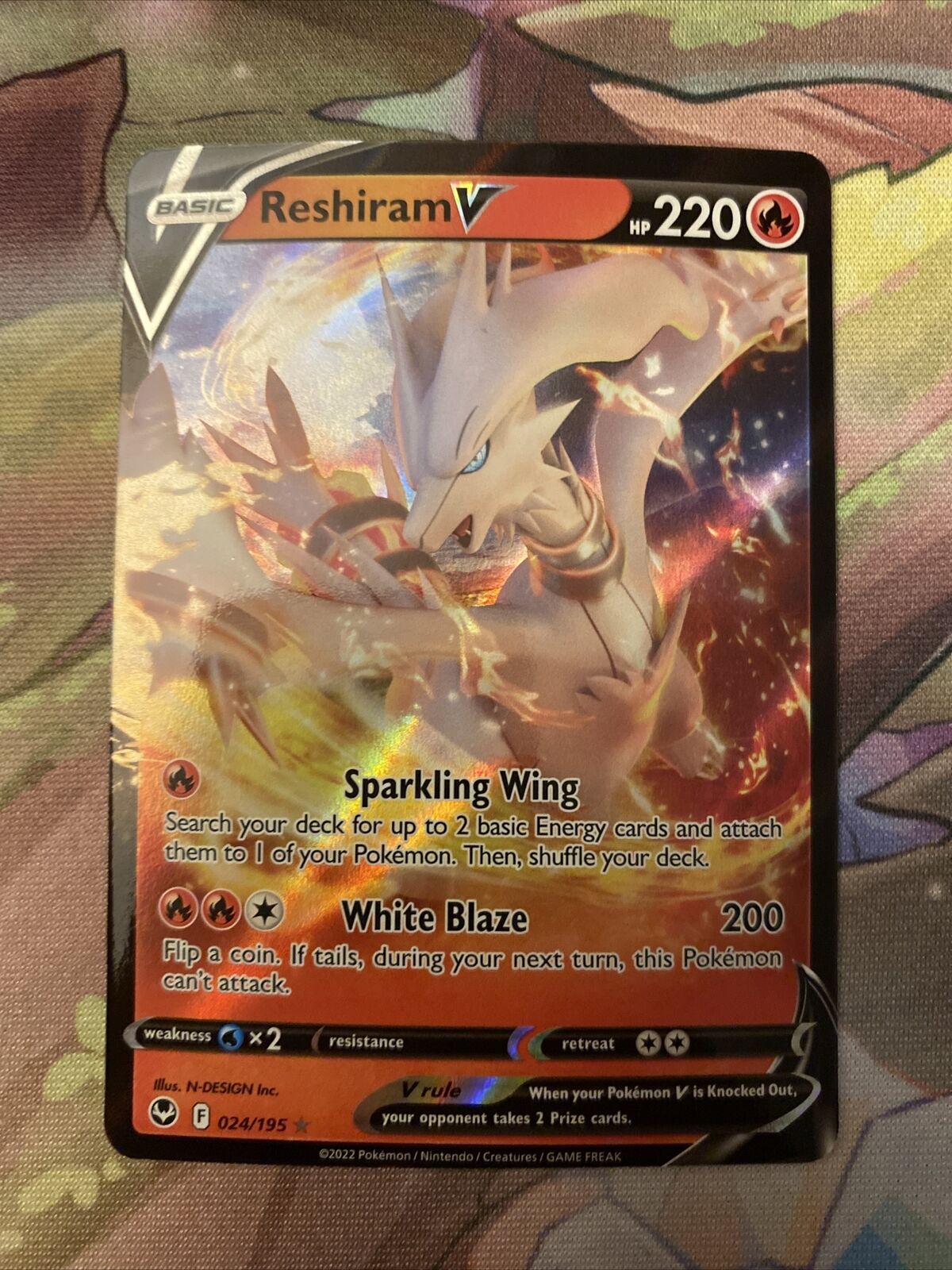 Reshiram V 024/195 - Silver Tempest Ultra Rare Holo Rare V Pokémon Card -  NM/M