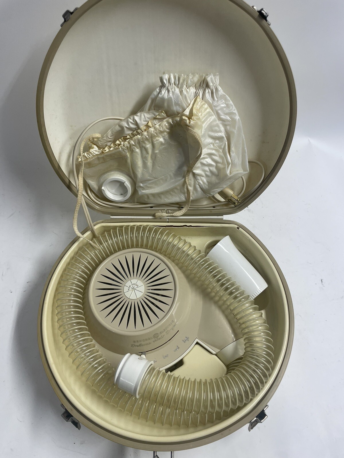 Vintage General Electric Deluxe Hair Dryer In Case Travel Works