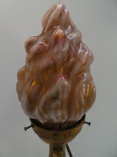 ART DECO BRASS DIANA NAKED LADY STATUE LAMP GLASS PINK FLAME LIGHTSHADE - Picture 3 of 16