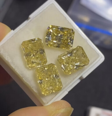 2Ct Natural 4Pc Radiant Cut Yellow Color diamond CERTIFIED D Grade VVS1 + 1 B3E