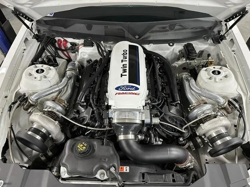 2013 Ford Mustang - Picture 2 of 12