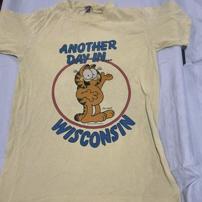 Very Rare Vintage 1978 Garfield Big Logo Crew Neck Yellow Sun Label Wisconsin 