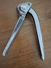 Garlic Hand Press Metal Aluminum Japan Gadget Crusher Food Press Squirrel Logo