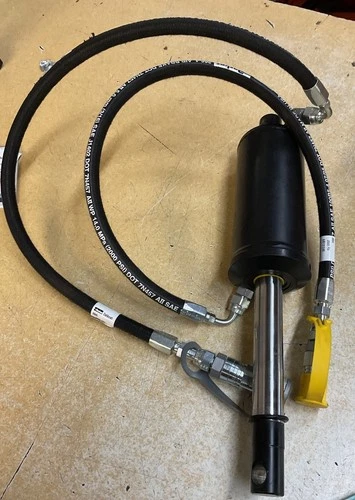New John Deere Angle Hydraulic Cylinder And Hoses (30”)