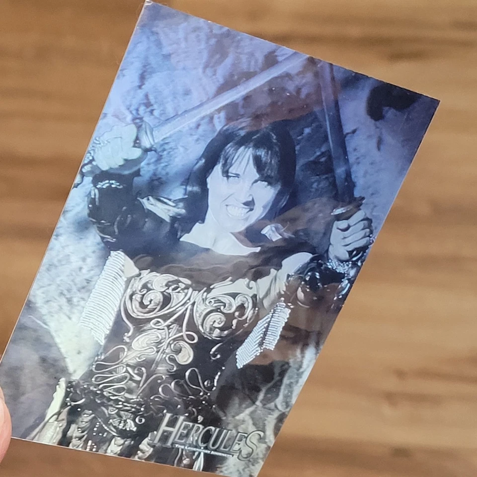 1996 Topps Hercules: The Legendary Journeys Xena Hologram Card H-2 - Image 4 of 4