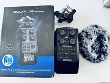 Zoom H6 Handheld Audio Recorder - Black