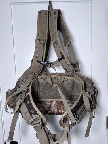 Blacks Creek's Whitetail Fannypack 5 Pocket Outdoor Hunting Bow Hunting - Picture 5 of 9