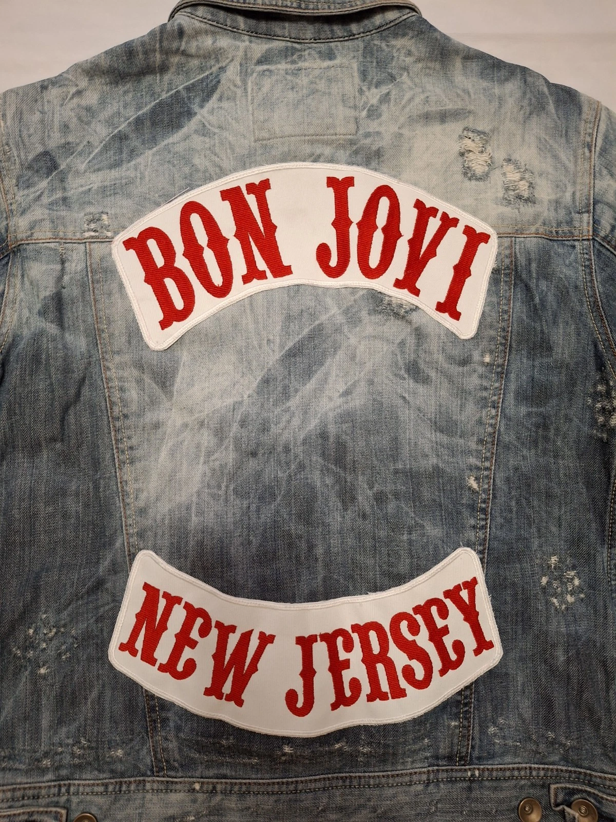 Bon Jovi, Energie Patched Battle Denim Mens Jacket Size M - product detail image 24