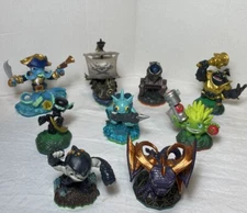 Activision Skylander Figure Lot Of 8 