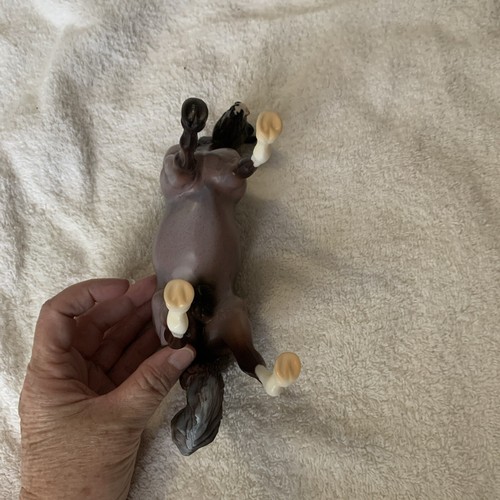 Breyer Traditional Brookside Pink Magnum Welsh Pony 1482 - Bild 6 von 6
