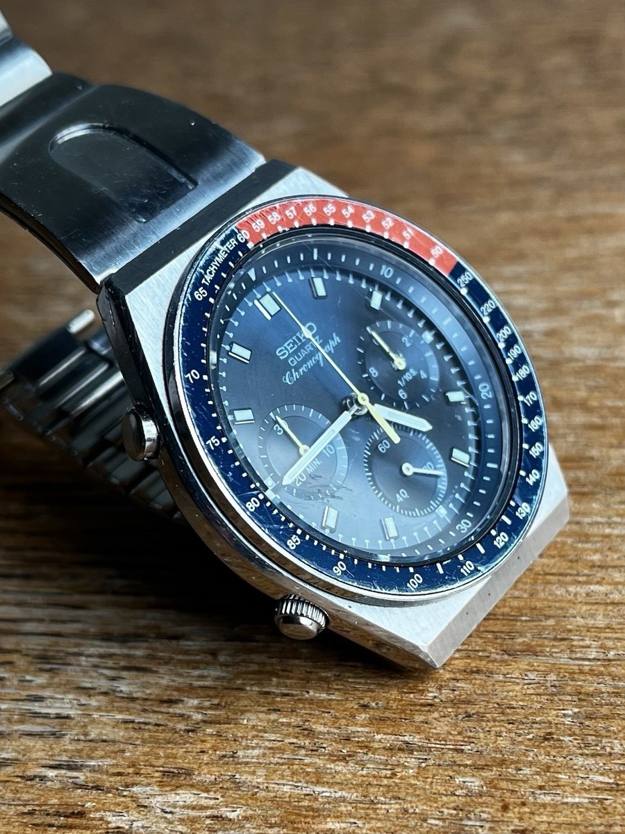 Vintage Seiko 7A28-703A Pepsi Pogue Quartz Chronograph Watch Blue